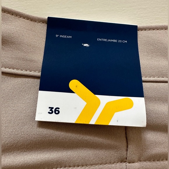 Brand new Men’s Old Navy Shorts - Picture 3 of 4